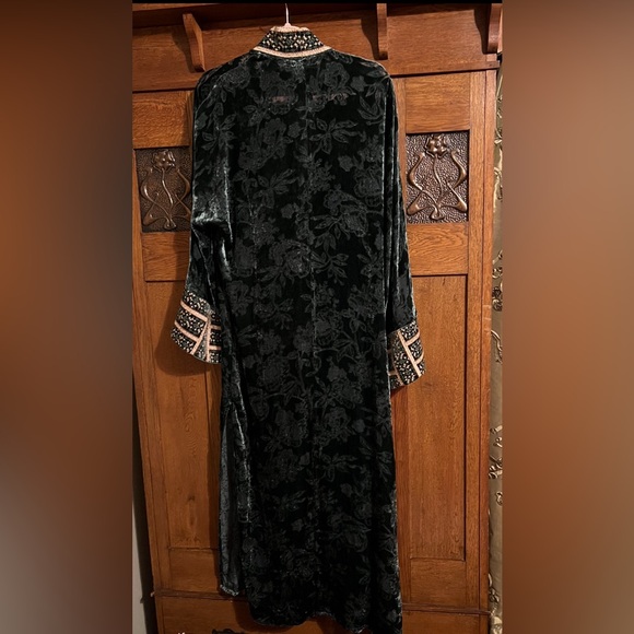 Johnny Was Natalia Velvet Kimono Size S NWT - Picture 7 of 9